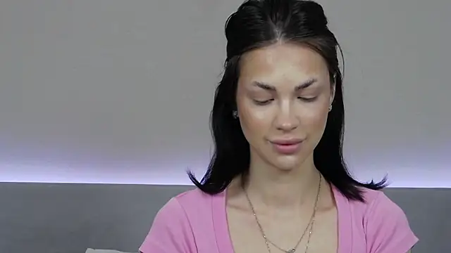 RachaelMils online show from January 13, 4:18 am