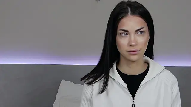 RachaelMils online show from December 23, 3:54 am