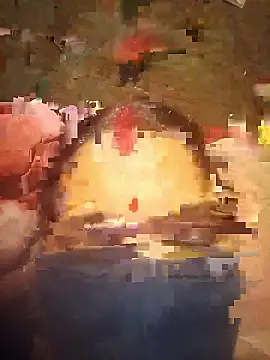 Your-shreya143 online show from January 8, 2:32 pm