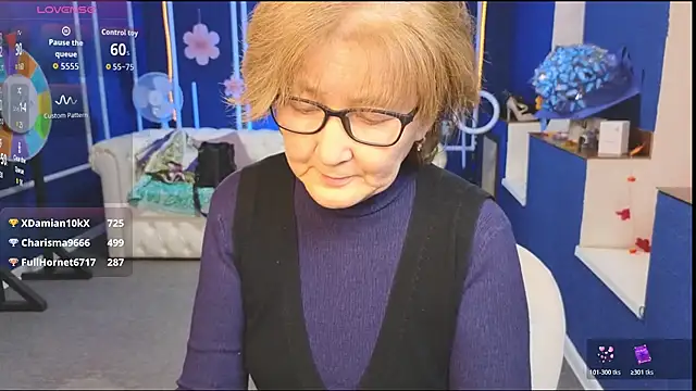 Mia Monno online show from December 2, 11:56 am