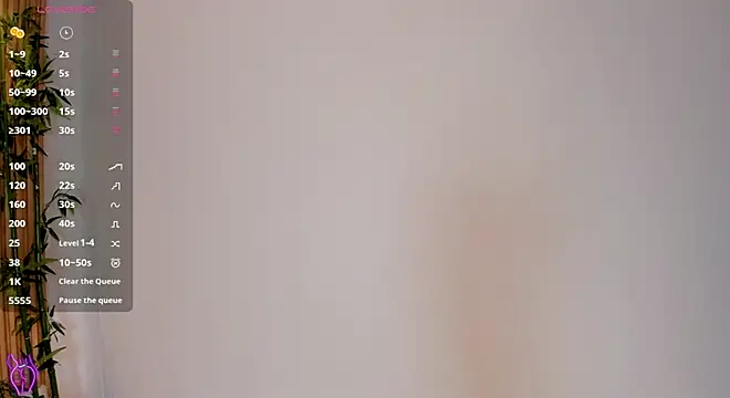 TiffanyHoustton online show from April 10, 12:22 pm