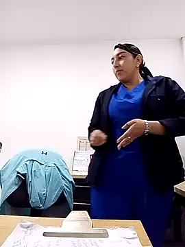 Valeria montana  online show from January 7, 2:42 pm