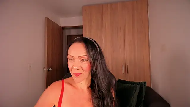 Cleoember  online show from March 28, 3:39 am