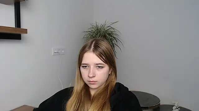 SweetBellaa  online show from December 17, 11:47 am