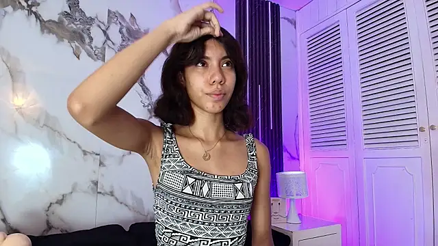 BellaHarpeer online show from February 23, 8:19 pm