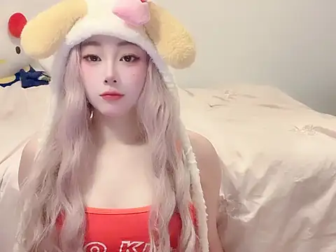 fayebabe online show from December 4, 6:19 pm