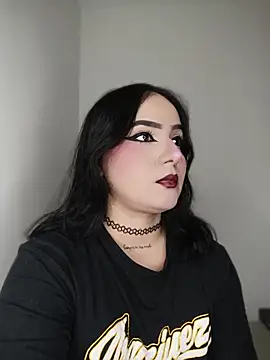 tiffanybrowm online show from March 27, 4:47 am