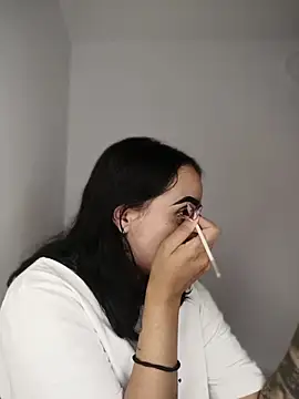 tiffanybrowm online show from April 6, 4:57 am