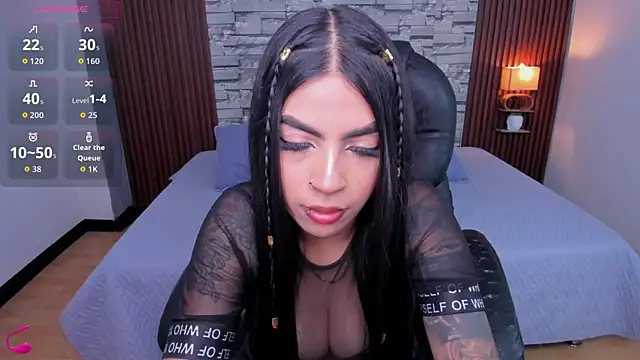  hanna miller   online show from May 26, 8:19 pm