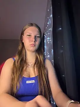 nelli lux  online show from December 15, 4:29 am