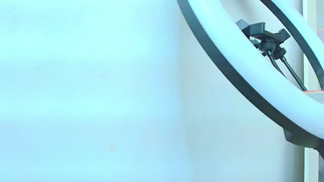 AprillRoss online show from December 20, 12:31 pm