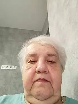 HapinessLovee online show from June 2, 6:47 am
