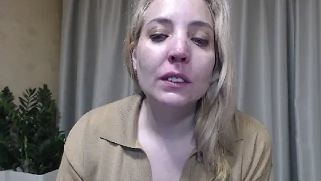 sweetpussy online show from April 12, 5:16 pm