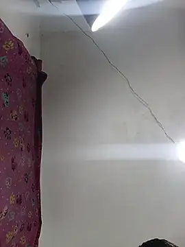 valenpaisita2123 online show from January 17, 12:40 am