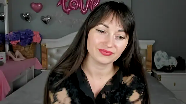 RosiAlina online show from February 6, 9:45 am