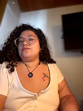 VanesssaMilf  online show from February 5, 1:03 pm