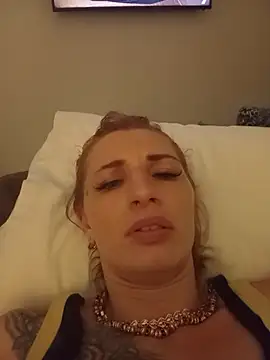 bodybabe online show from April 23, 3:58 pm