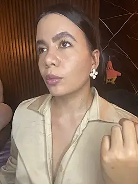 ValentinaEliot online show from February 3, 12:21 am