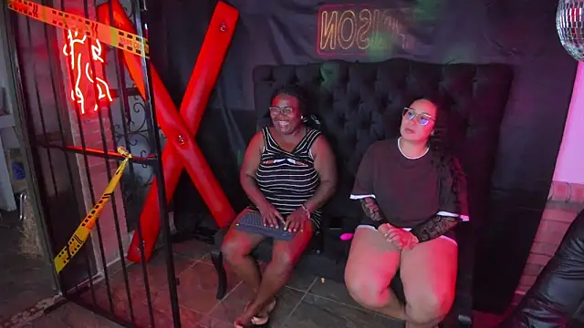 RachelleEvans online show from January 15, 9:54 pm