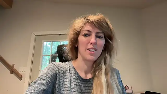 CelestialRuby online show from June 3, 12:01 am