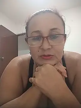 Nini Love  online show from March 5, 1:23 am