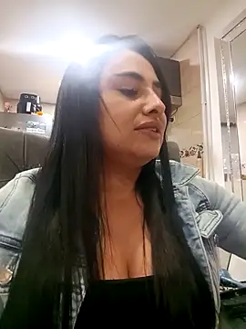 sara nina online show from December 21, 2:16 am