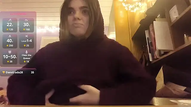 Mona Slearys online show from February 6, 10:02 pm