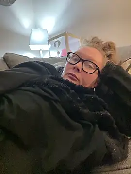 kissmyarch online show from December 20, 12:25 am