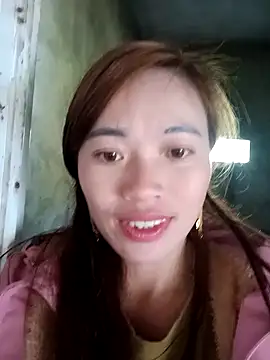 little-effy online show from February 21, 7:20 am