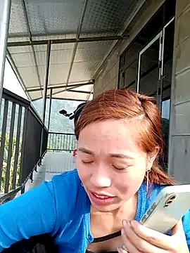 little-effy online show from December 21, 7:23 am