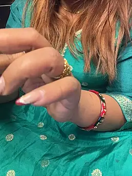 butterflyslay online show from February 7, 2:43 pm