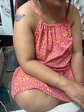 butterflyslay online show from April 6, 6:36 am