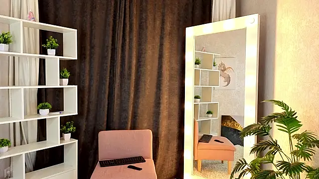 ViollaBloom online show from February 27, 6:41 pm