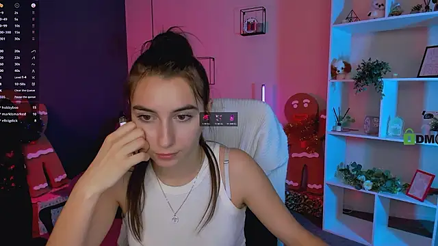 mila firee online show from January 16, 12:23 pm