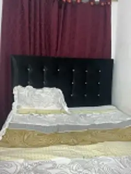 Sophia Moons  online show from February 13, 1:40 am