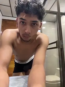 toritoga online show from February 4, 5:27 pm