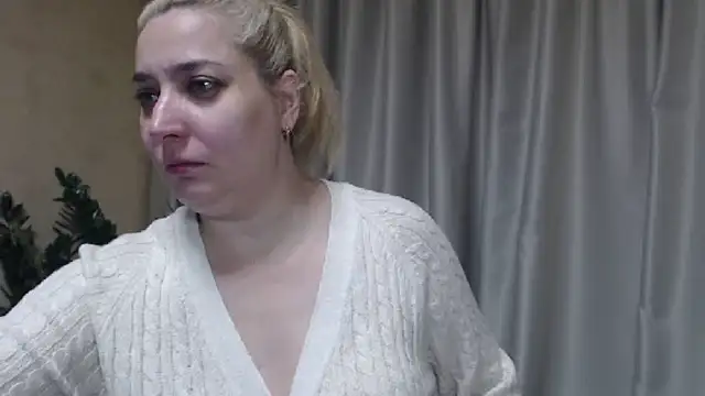 sweetpussy13 online show from October 21, 6:28 am