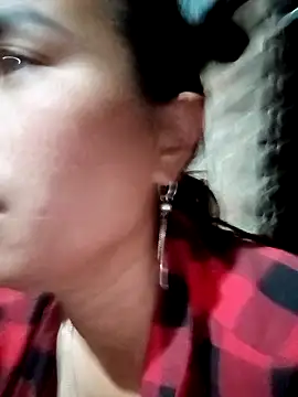 ngaytho004 online show from February 13, 1:35 pm