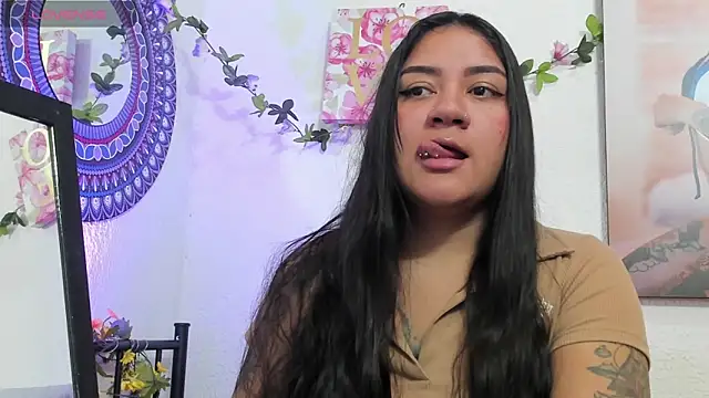 Hanna moore10 online show from April 16, 9:14 pm