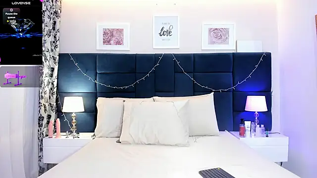  lunari online show from December 17, 8:02 pm