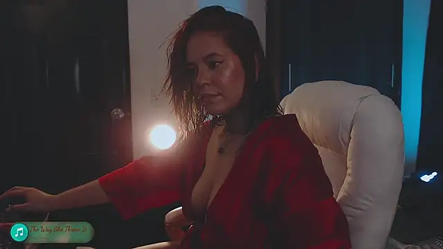 erothopia   online show from December 20, 6:50 am