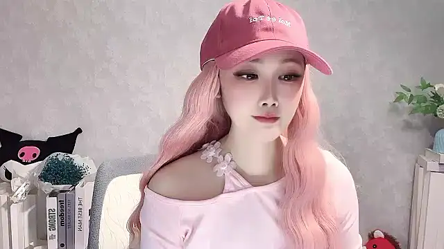 Pinkgirl520 online show from April 11, 12:31 pm