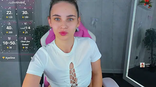 Skye Taylor online show from January 8, 12:36 am