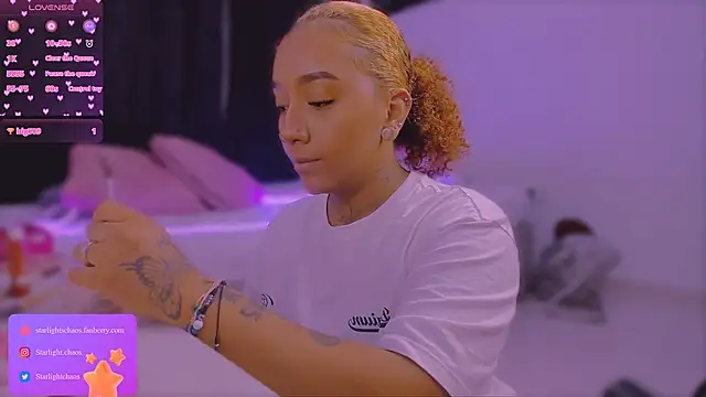 Starlights online show from March 4, 2:01 pm