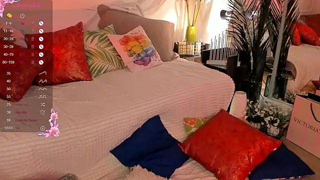 LexieBuxton online show from December 17, 4:11 pm