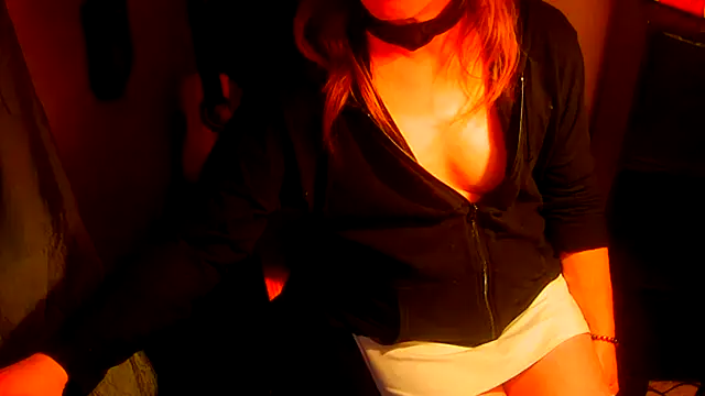 GoodGirlKelly online show from March 1, 2:55 am