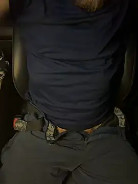 HouseOfHans online show from March 18, 1:43 am