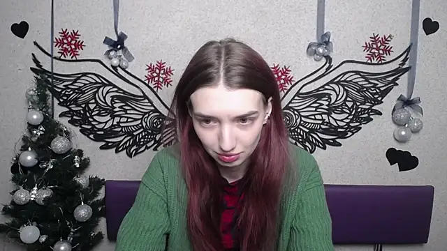 LisaDarcy online show from December 20, 6:06 am