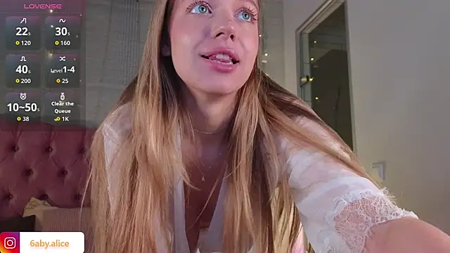 Snapshot of _friendlyfire chatting on January 8, 5:22 am friendlyfire online show from January 8, 5:22 am