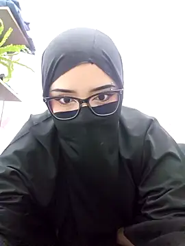 Dalia Reem online show from December 20, 12:31 pm